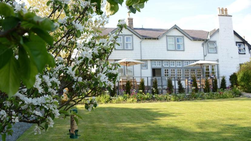 Scourie Hotel image 1