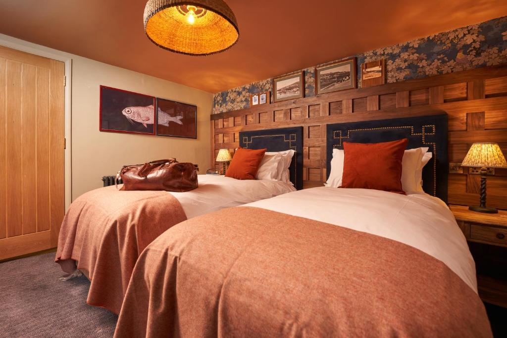 Harbour Inn image 1