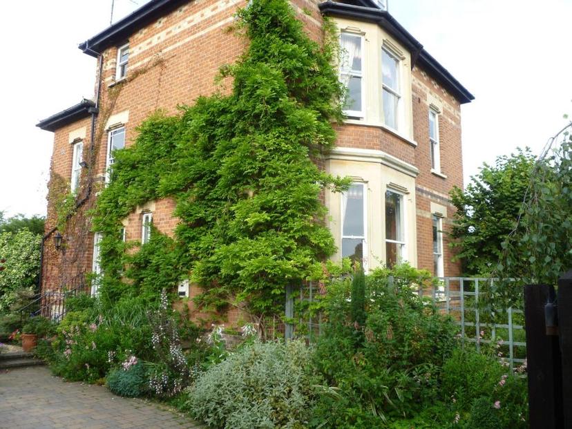 Laurel House image 1