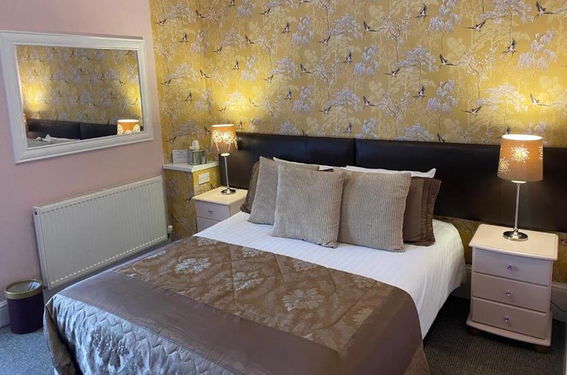 Cornerways Guest House image 1