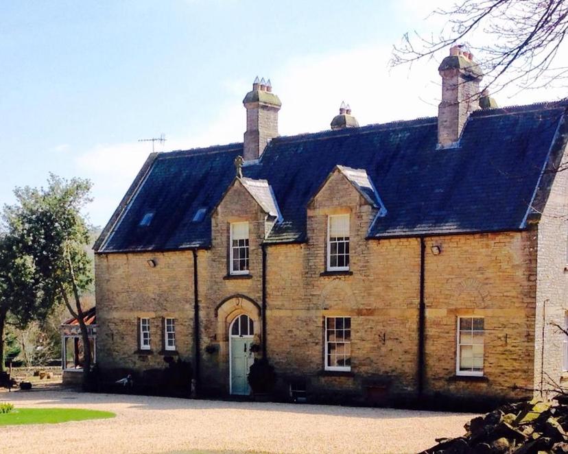 Westgate Manor image 1