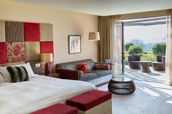 Ockenden Manor image 2